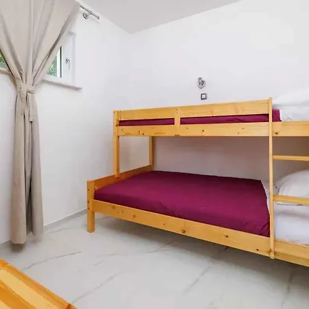 In Kras-dobrinj - Insel Krk 50501